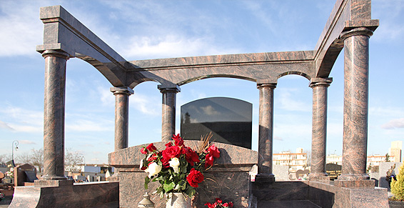 Monuments funéraires Villeneuve-le-Roi